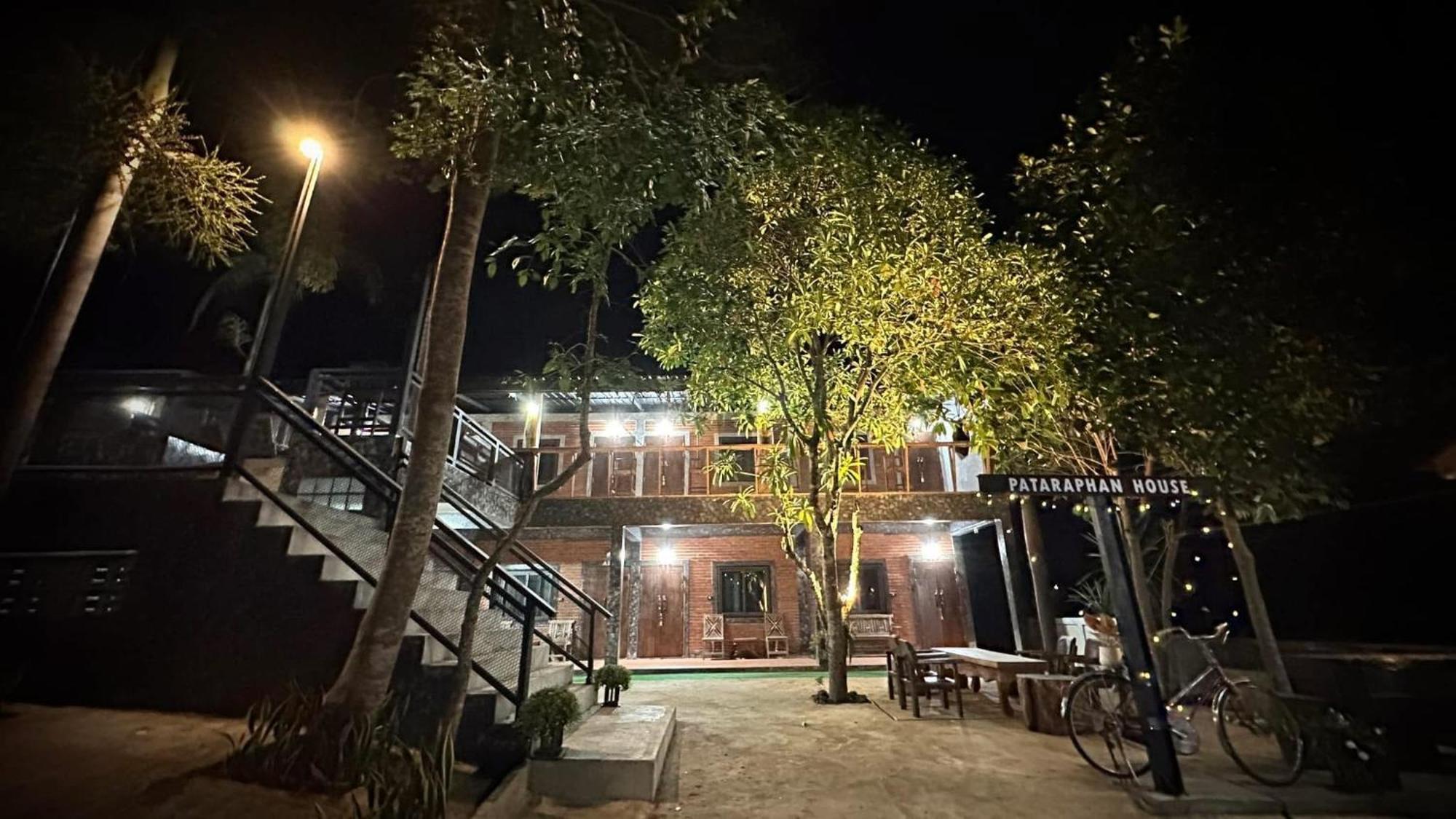 Ban Pataraphan: Traditional Thai Retreat in Khunyuam, Maehongson Ban Khun Yuam Exterior photo